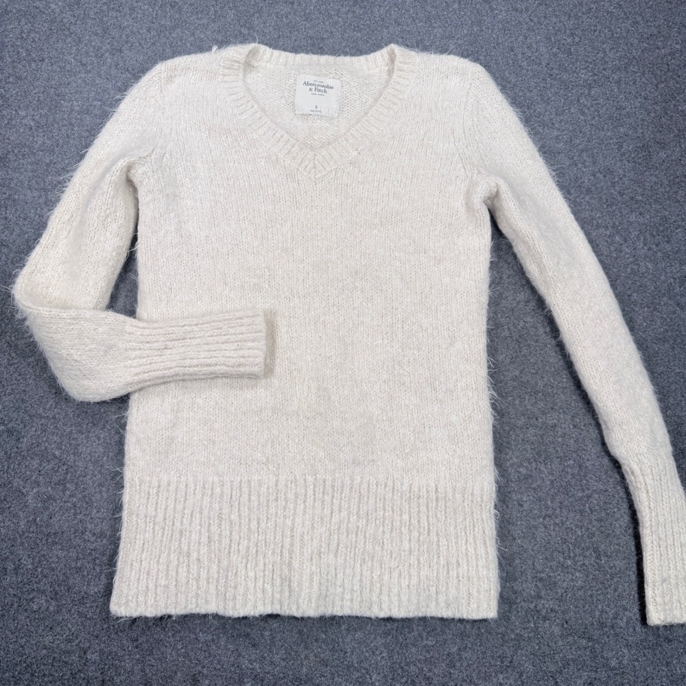Abercrombie & Fitch Womens Cream Fuzzy Metallic V-Neck Sweater Small Sparkle